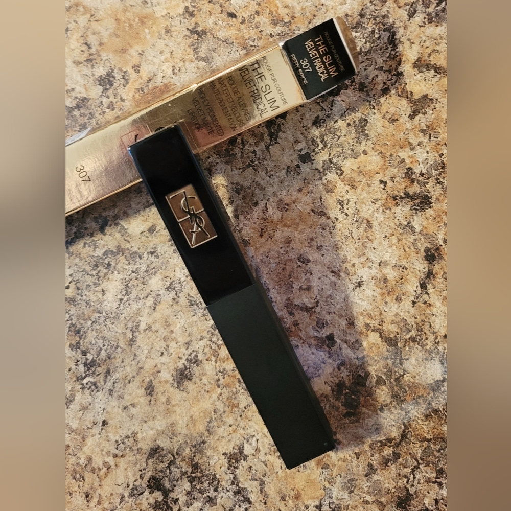 Ysl lipstick - Picture 2 of 2